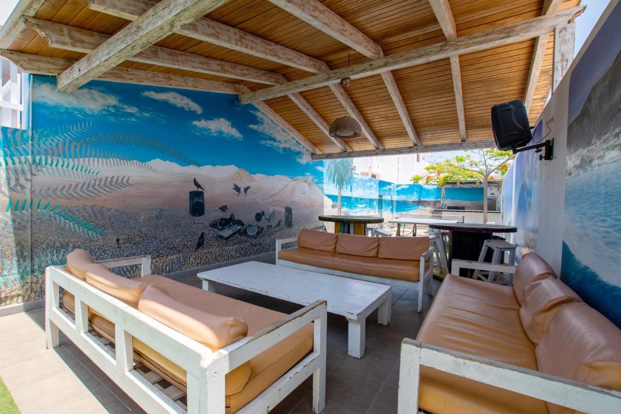 Hotel Surf Riders Fuerteventura (Adults Only) Corralejo Esterno foto