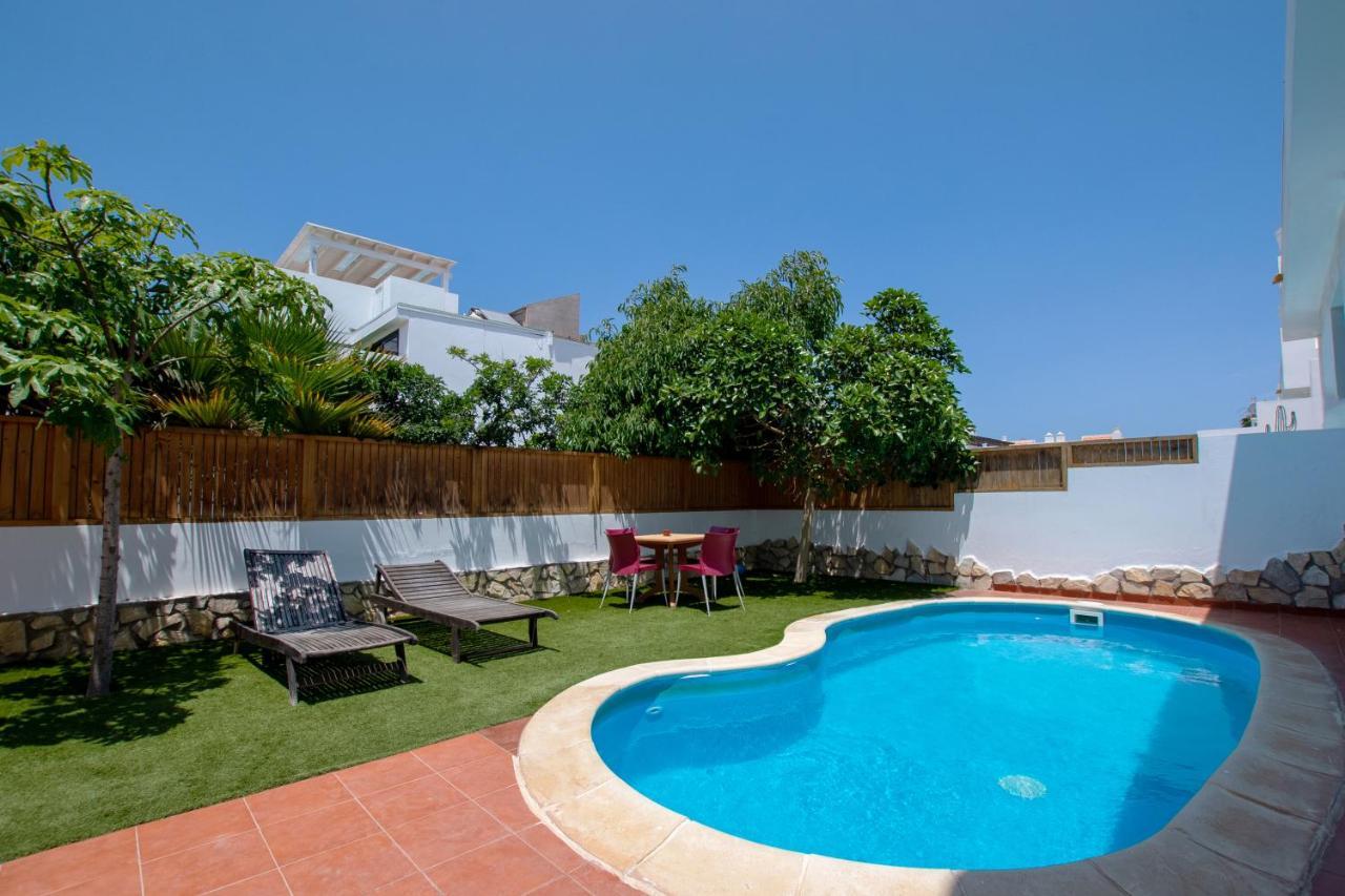 Hotel Surf Riders Fuerteventura (Adults Only) Corralejo Esterno foto