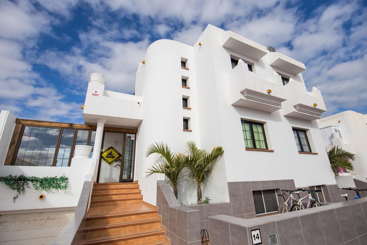 Hotel Surf Riders Fuerteventura (Adults Only) Corralejo Esterno foto
