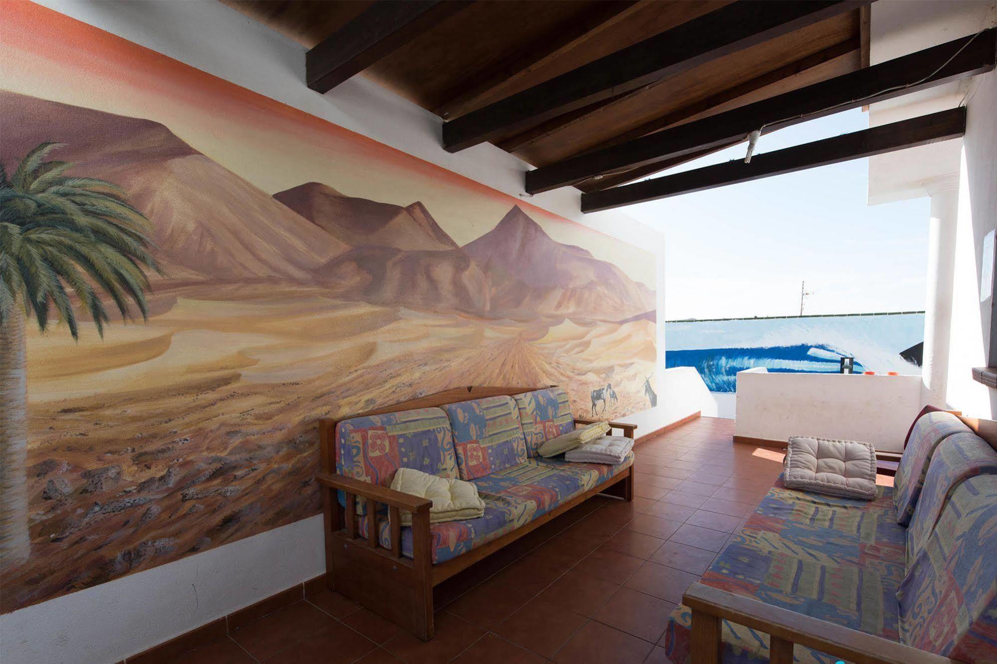 Hotel Surf Riders Fuerteventura (Adults Only) Corralejo Esterno foto